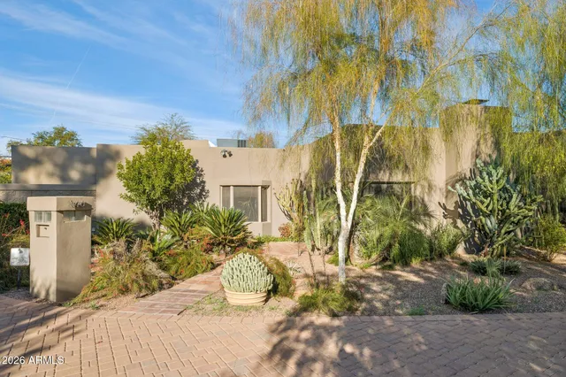 $1,450,000 | 146 East Mariposa Street, Phoenix, AZ 85012