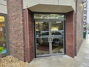 $82,000 | 7337 South South Shore Drive, Unit 515, Chicago, IL 60649