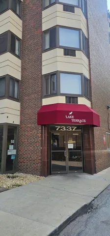 $82,000 | 7337 South South Shore Drive, Unit 515, Chicago, IL 60649