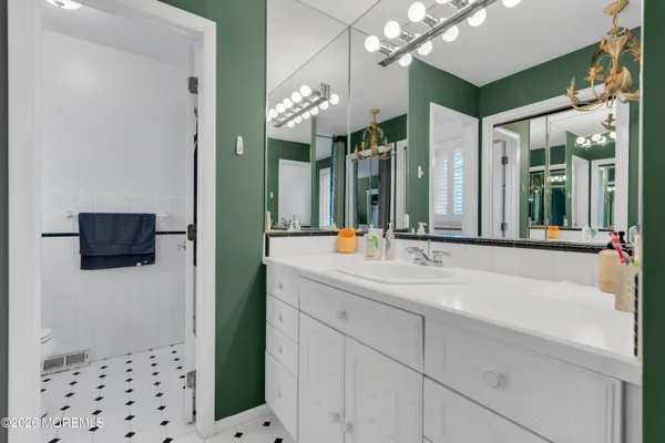 $699,000 | 514 Highland Terrace, Brick, NJ 08723