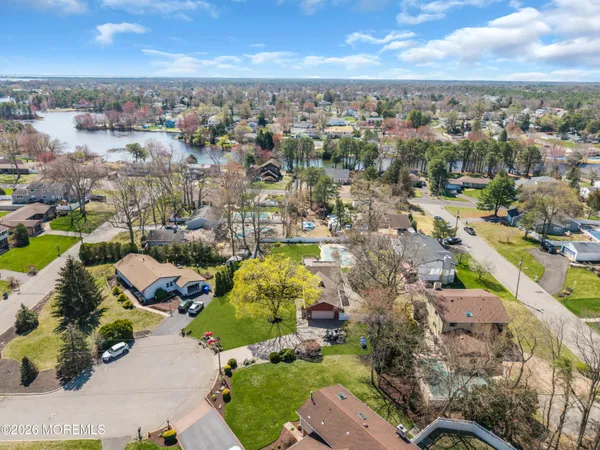 $699,000 | 514 Highland Terrace, Brick, NJ 08723