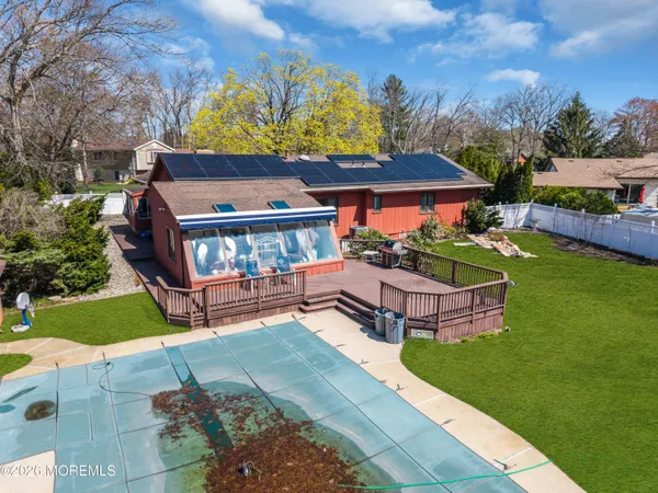 $699,000 | 514 Highland Terrace, Brick, NJ 08723