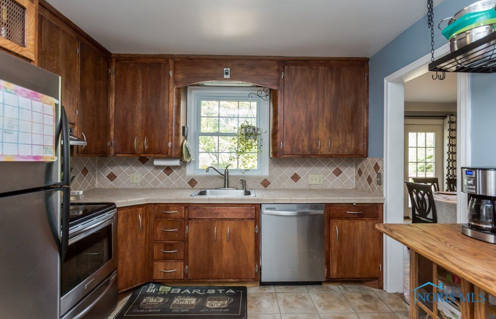 3157 Cheltenham Road Toledo, OH 43606 - Photo 20 of 36 Gallery Image 20
