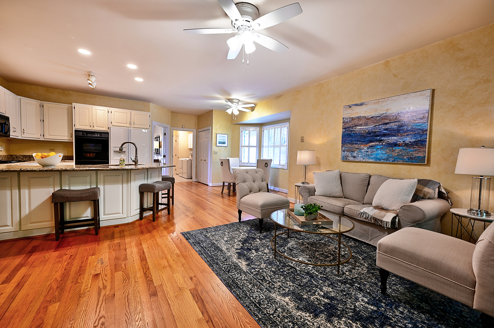 3 Berkshire Lane Burr Ridge, IL 60527 - Photo 11 of 40 a living room with furniture and kitchen view