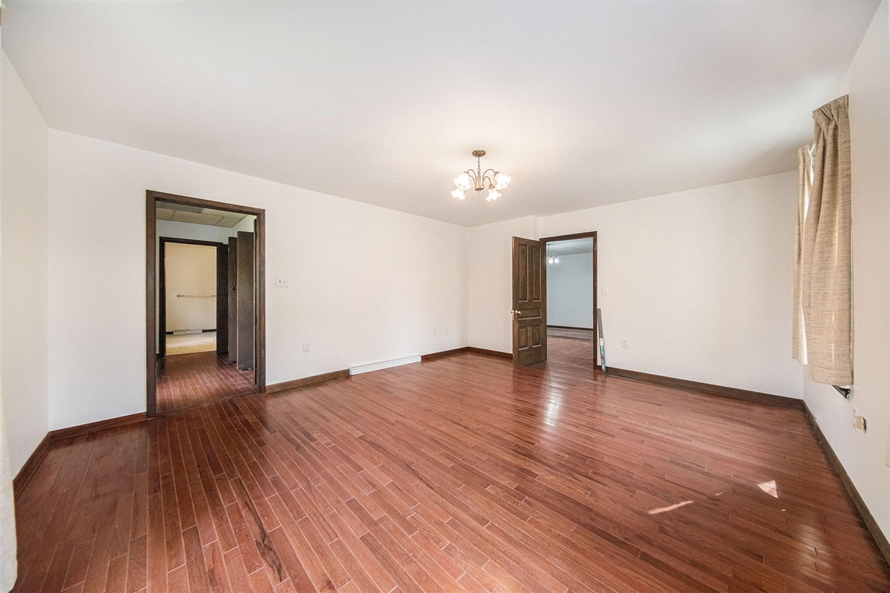 10501 Hadley Road Gregory, MI 48137 - Photo 17 of 37