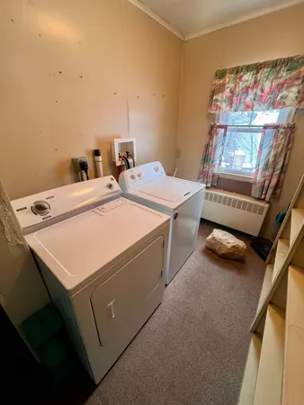 $89,900 | 2406 4th Avenue East, Hibbing, MN 55746