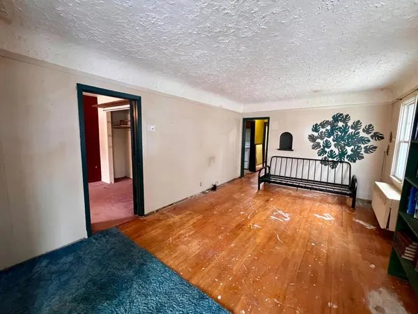 $89,900 | 2406 4th Avenue East, Hibbing, MN 55746