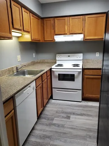 $1,175 | 4151 South Semoran Boulevard, Unit 8, Orlando, FL 32822