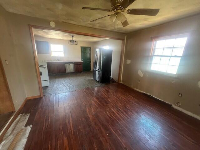589 Basswood Road Columbus, OH 43207 - Photo 2 of 17 4
