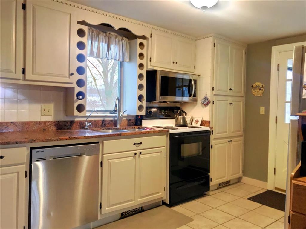 106 Main Street Atkinson, NH 03811 - Photo 10 of 35 Gallery Image 10