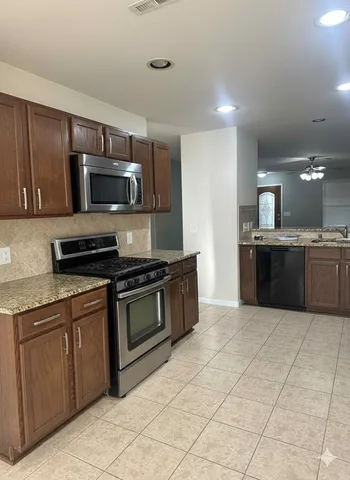 $1,900 | 2737 Sandberry Drive, Houston, TX 77345