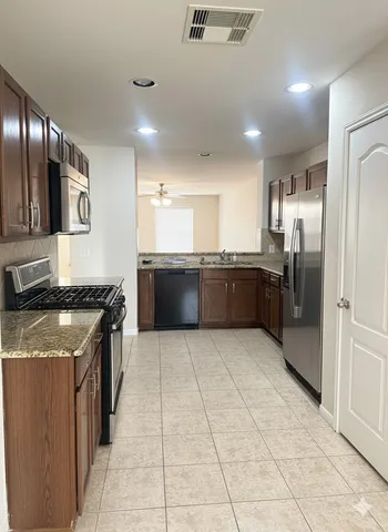 $1,900 | 2737 Sandberry Drive, Houston, TX 77345