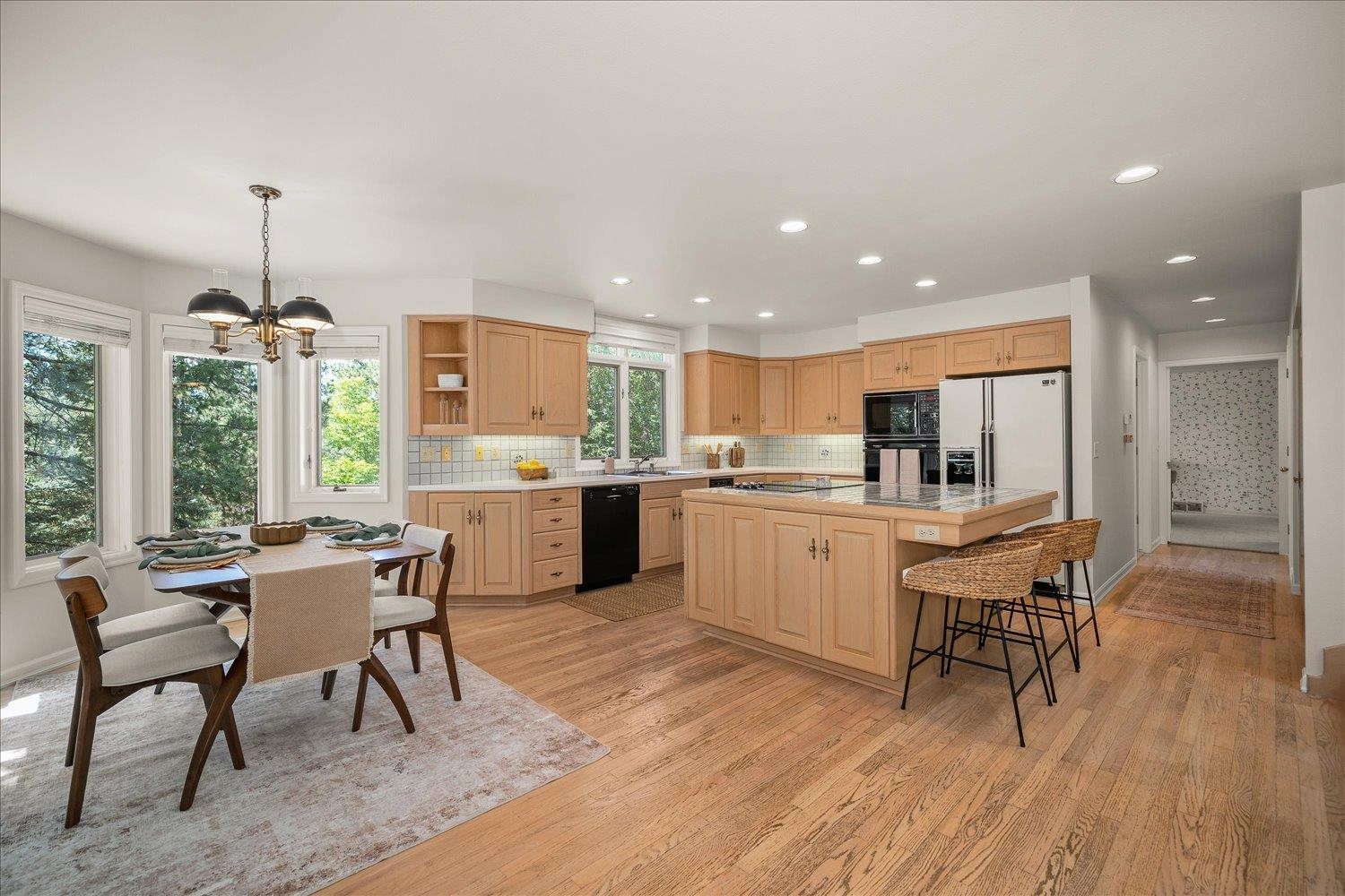 4215 South Madison Road Spokane Valley, WA 99206 - Photo 16 of 49