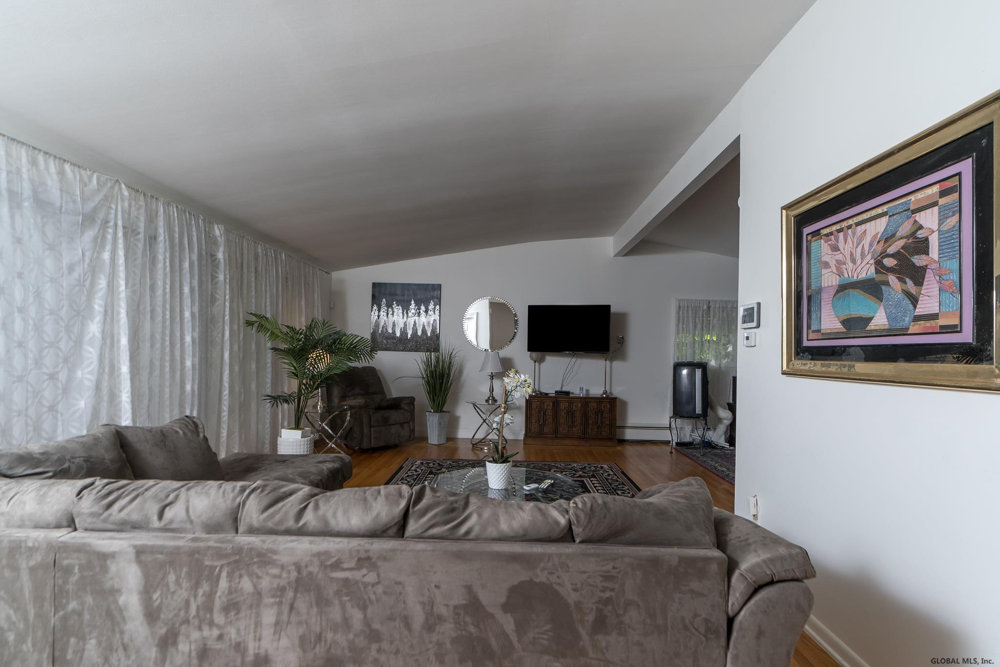 237 Osborne Road Colonie, NY 12205 - Photo 12 of 48 Photo 12