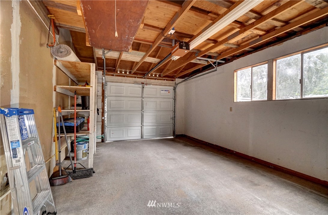 7702 Rixie Road Southeast Olympia, WA 98501 - Photo 23 of 30 Gallery Image 23