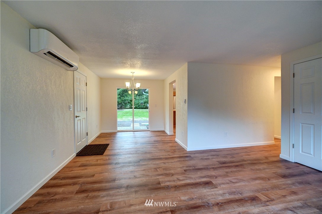 7702 Rixie Road Southeast Olympia, WA 98501 - Photo 7 of 30 Gallery Image 7