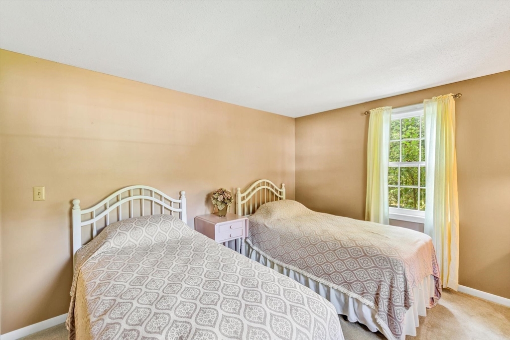 33 Swift Brook Road Yarmouth, MA 02664 - Photo 25 of 42 Gallery Image 25