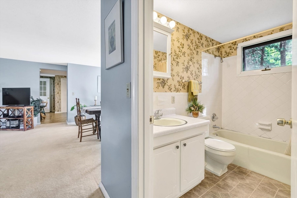 33 Swift Brook Road Yarmouth, MA 02664 - Photo 34 of 42 Gallery Image 34