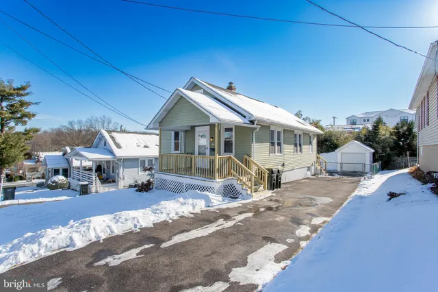 $375,000 | 208 Duffield Street, Willow Grove, PA 19090