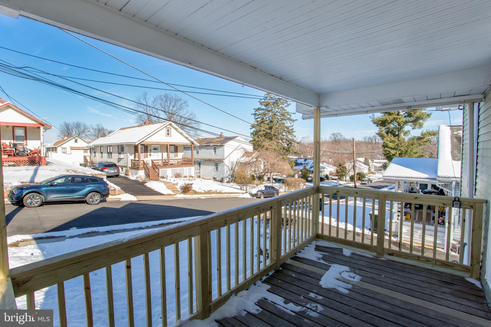 208 Duffield Street Willow Grove, PA 19090 - Photo 3 of 47