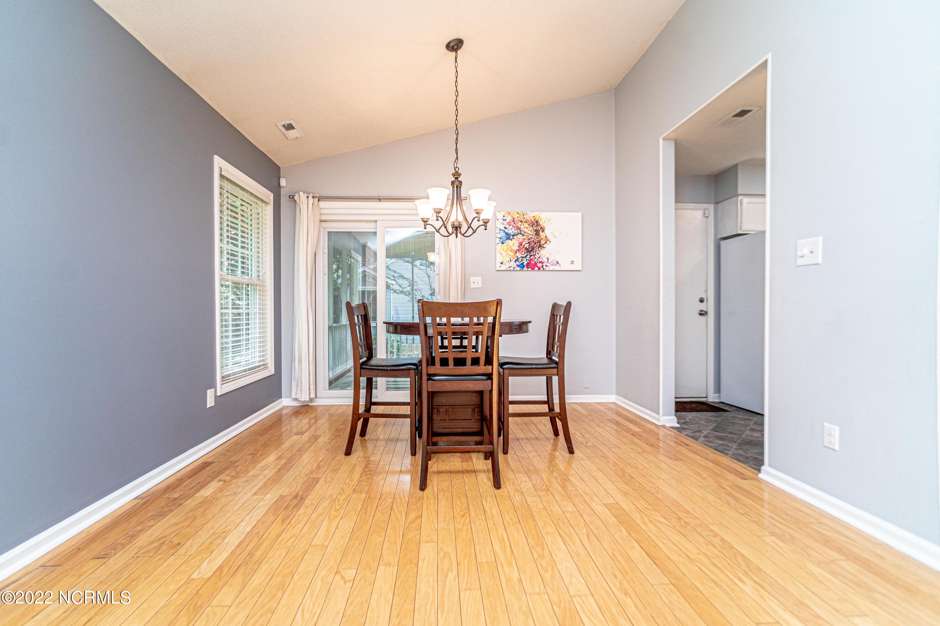 174 Raintree Circle Jacksonville, NC 28540 - Photo 12 of 38 _JLS9274-HDR