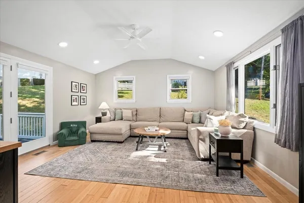 $625,000 | 32 Stratton Drive, Hudson, MA 01749