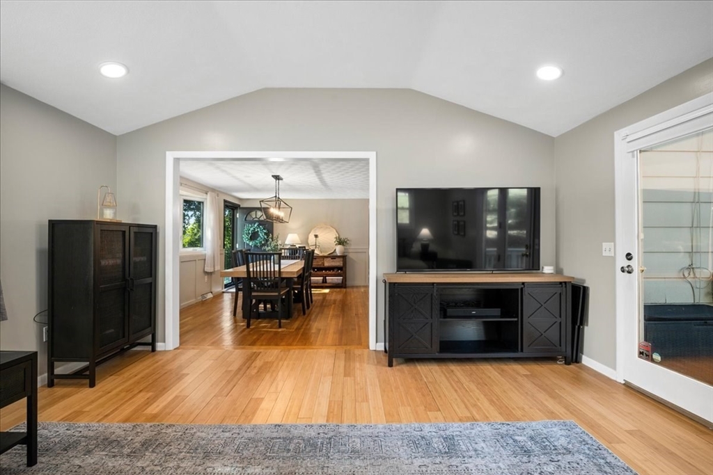 32 Stratton Drive Hudson, MA 01749 - Photo 17 of 38