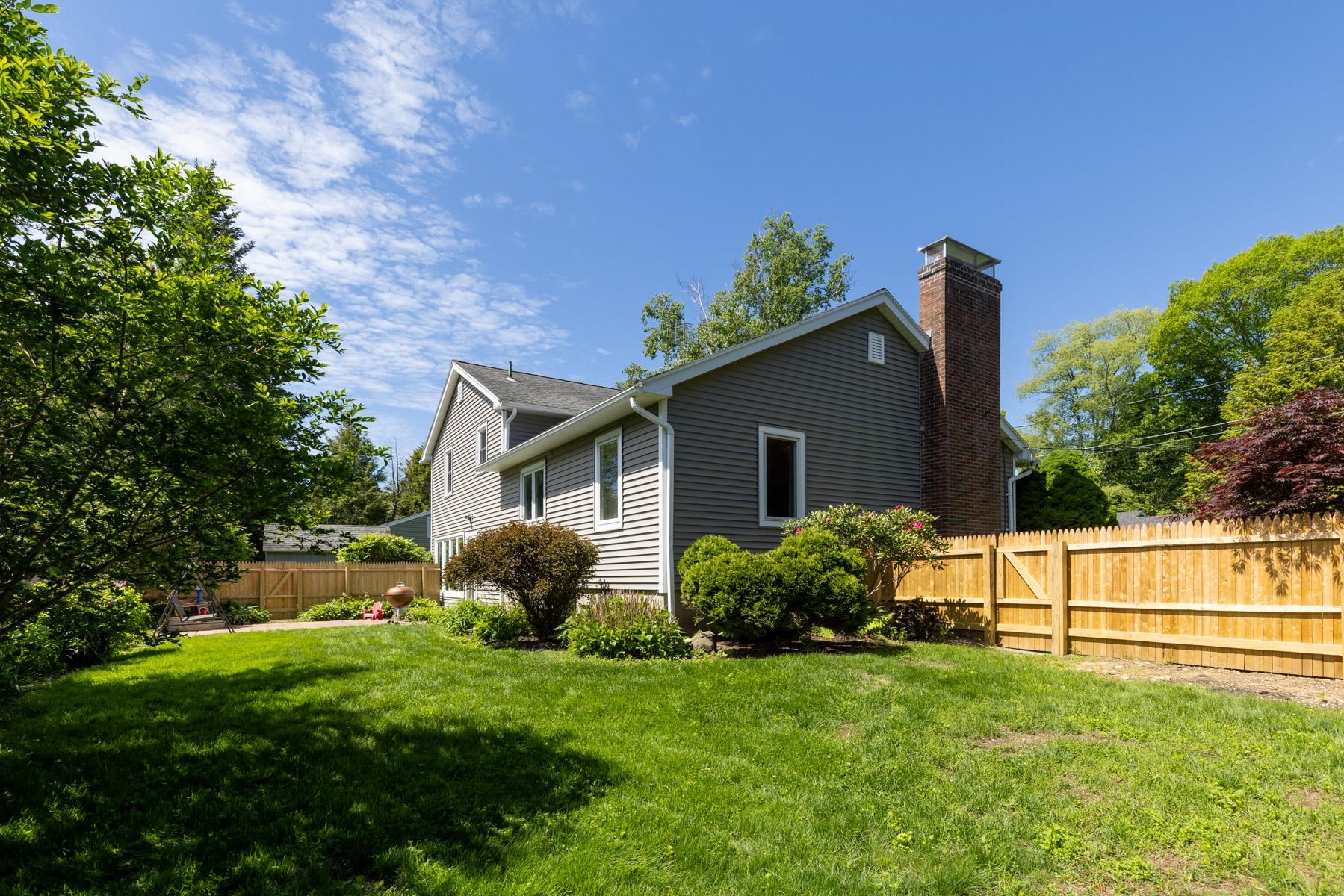 13 Wingate Street Hampton, NH 03842 - Photo 27 of 31