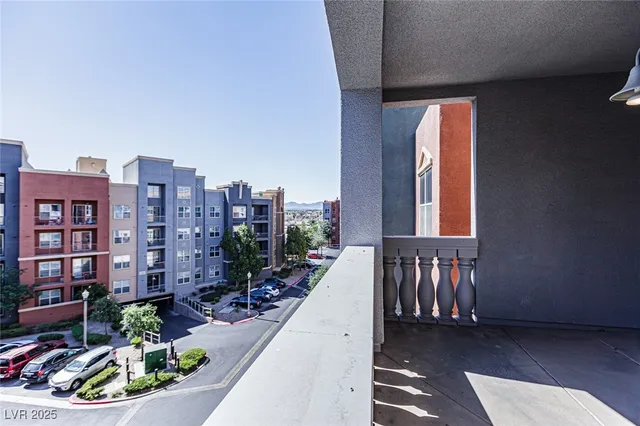 $1,575 | 32 East Serene Avenue, Unit 415, Las Vegas, NV 89123