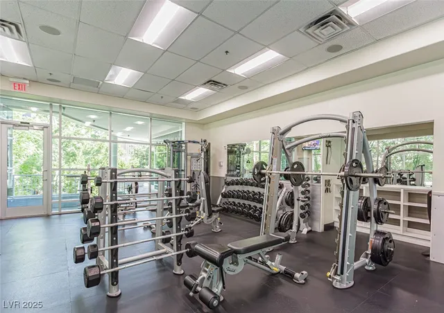 $1,575 | 32 East Serene Avenue, Unit 415, Las Vegas, NV 89123