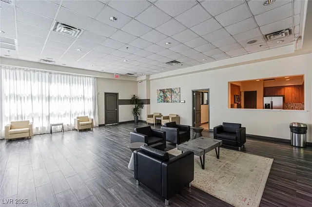 $1,575 | 32 East Serene Avenue, Unit 415, Las Vegas, NV 89123