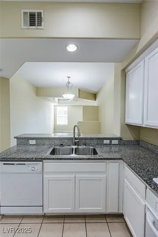 $1,575 | 32 East Serene Avenue, Unit 415, Las Vegas, NV 89123