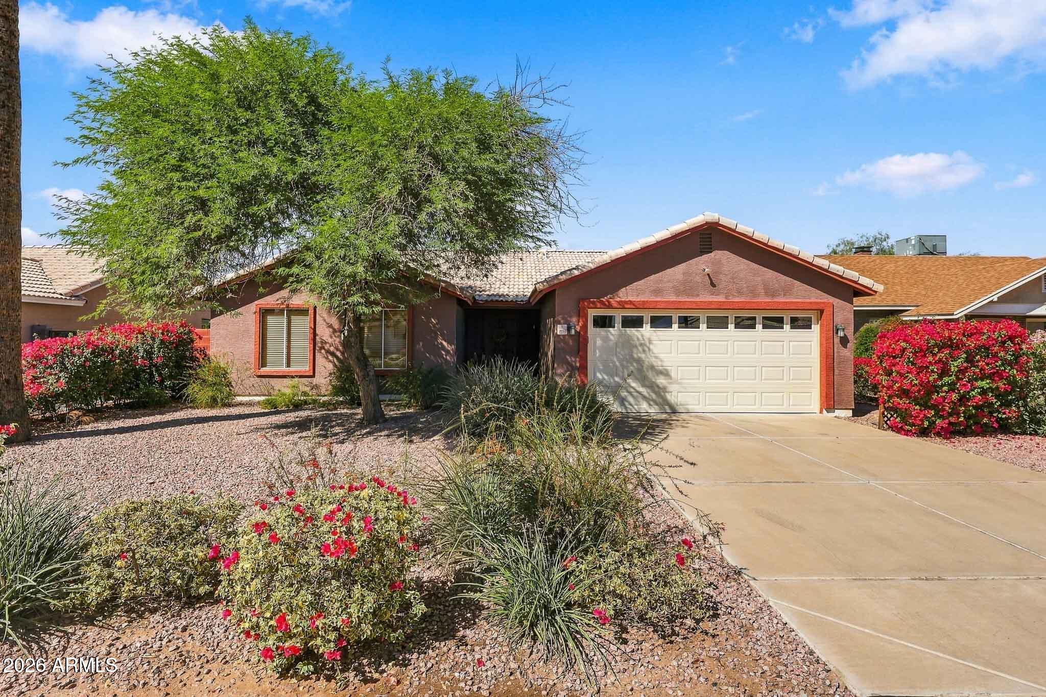 3992 North 14th Street Phoenix, AZ 85014 - Photo 1 of 23 Front
