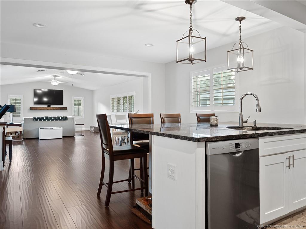 1544 Northwest Spruce Ridge Drive Stuart, FL 34994 - Photo 7 of 23 Gallery Image 7