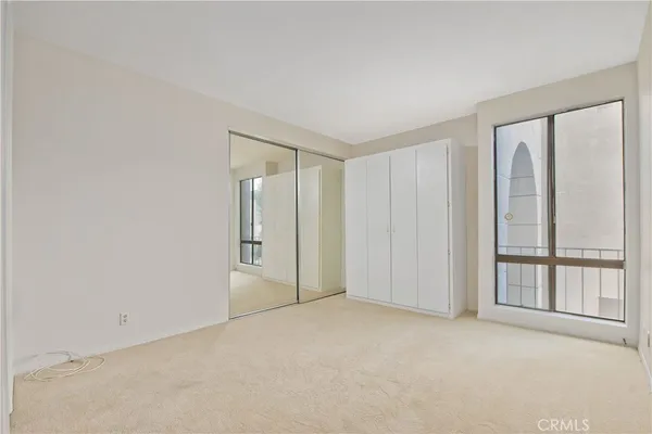 $625,000 | 5340 Yarmouth Avenue, Unit 205, Encino, CA 91316