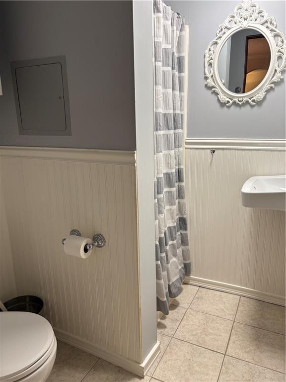 1082 Milltown Road Verona, PA 15147 - Photo 11 of 45 Living to main level bathroom