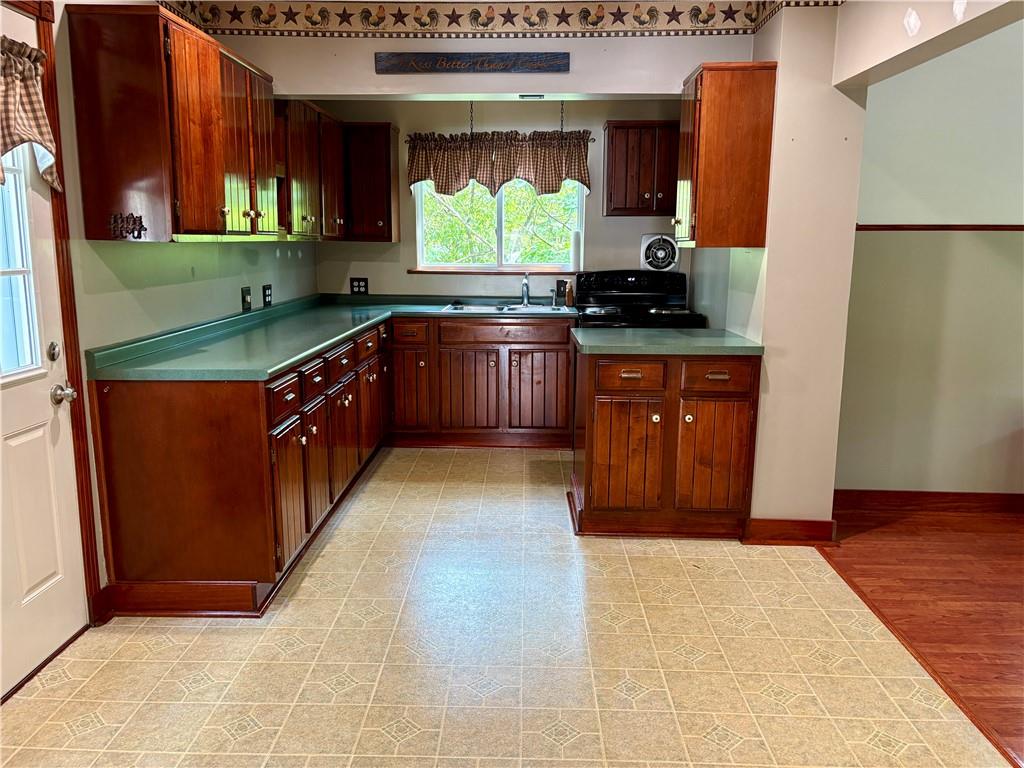 1082 Milltown Road Verona, PA 15147 - Photo 12 of 45 Main level step in shower