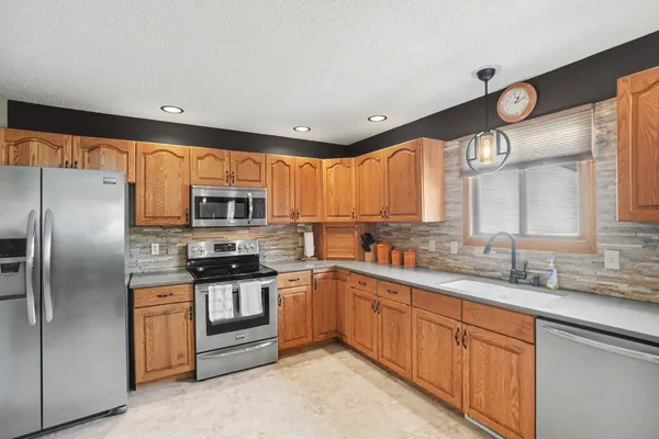 $349,900 | 3682 West Fuller Drive, Muskegon, MI 49444