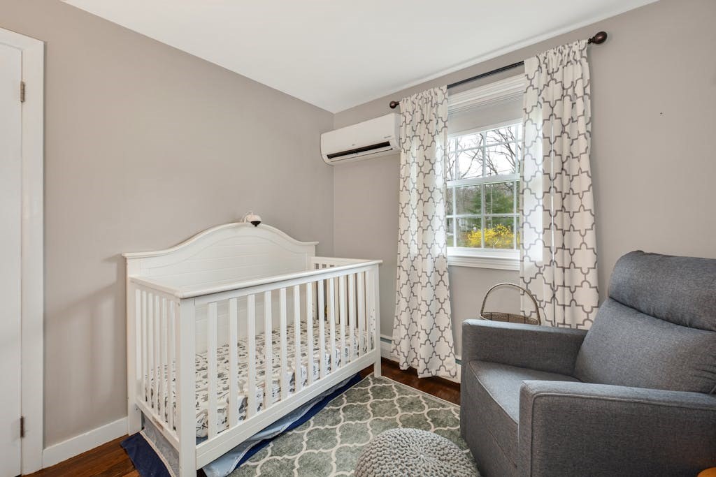 20 Oakview Circle Medway, MA 02053 - Photo 12 of 33 a living room with furniture and a window