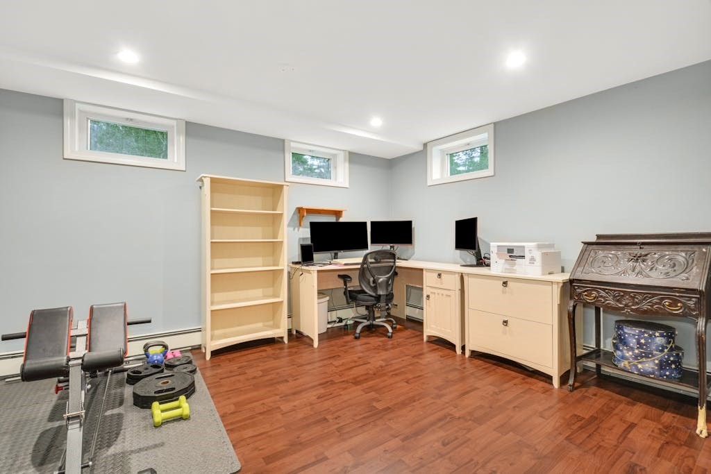 20 Oakview Circle Medway, MA 02053 - Photo 22 of 33 a bed room with a bed and a desk