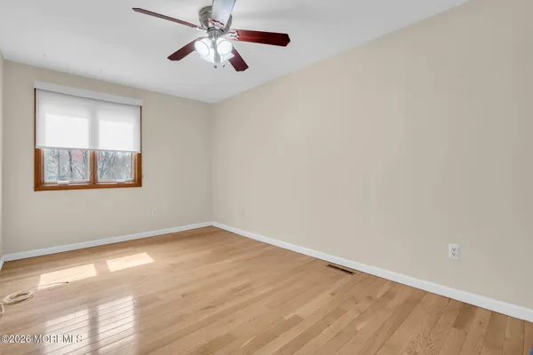 $495,000 | 633 Randall Way, Aberdeen, NJ 07747