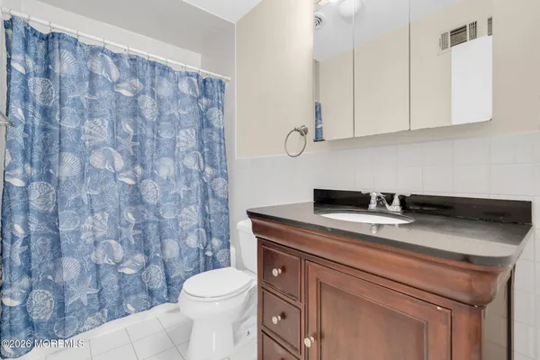 $495,000 | 633 Randall Way, Aberdeen, NJ 07747