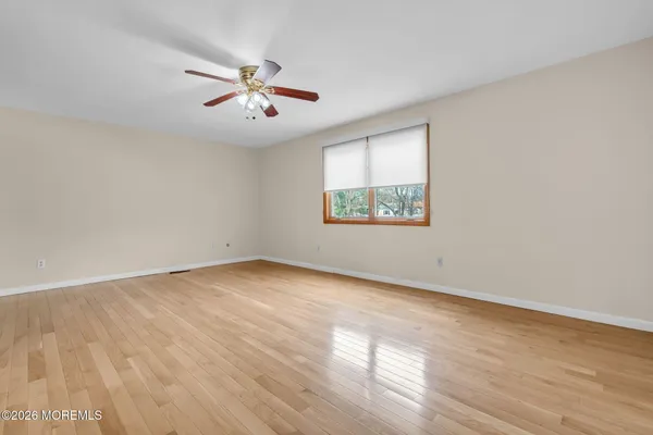 $495,000 | 633 Randall Way, Aberdeen, NJ 07747