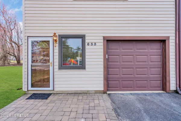 $495,000 | 633 Randall Way, Aberdeen, NJ 07747