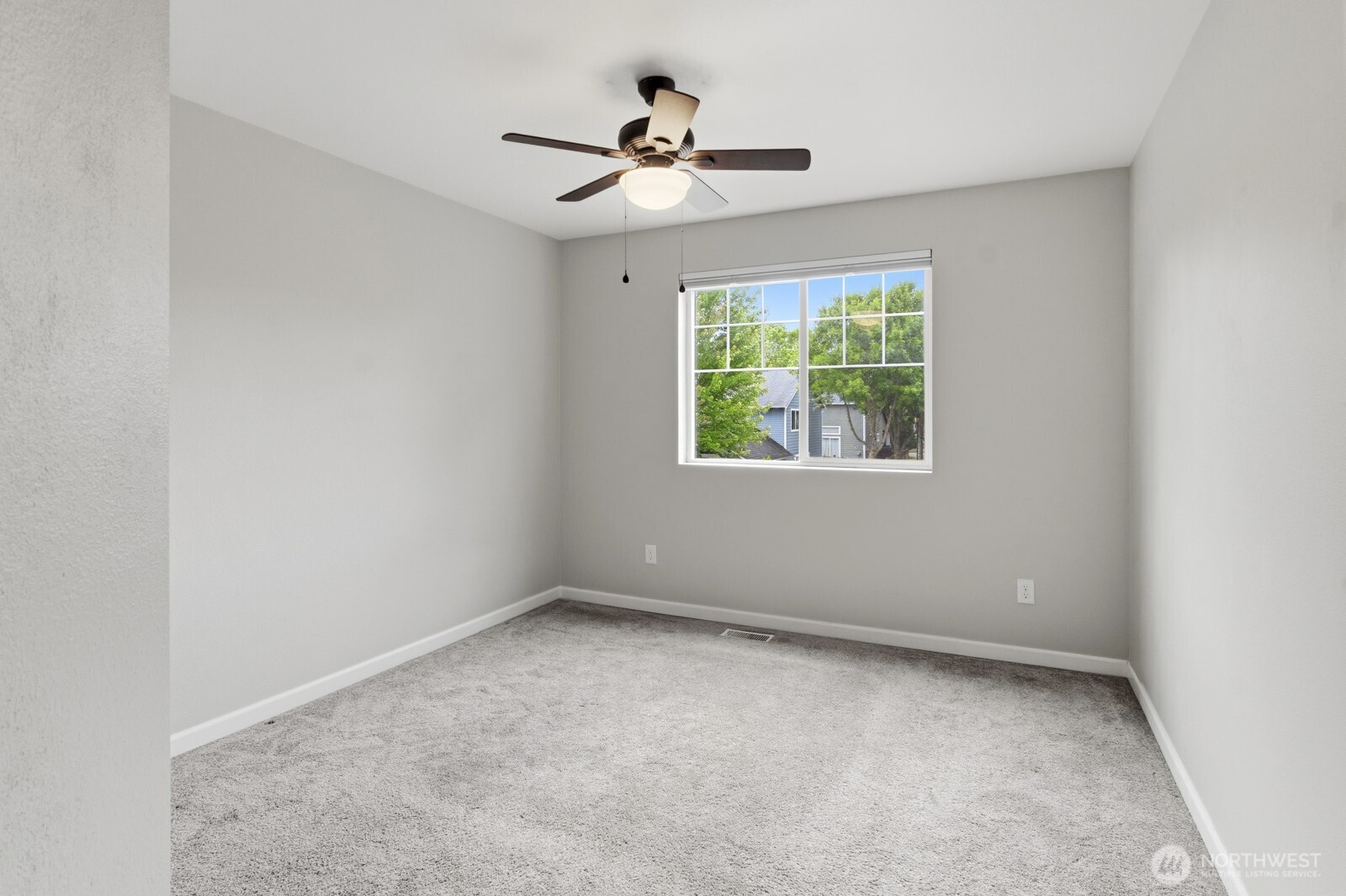 6974 Bailey Street Southeast Lacey, WA 98513 - Photo 26 of 37