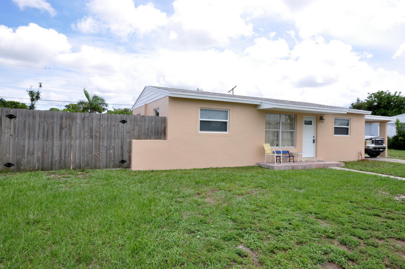 349 Mid Pines Road Palm Springs, FL 33461 - Photo 18 of 20 1-Front Exterior 2