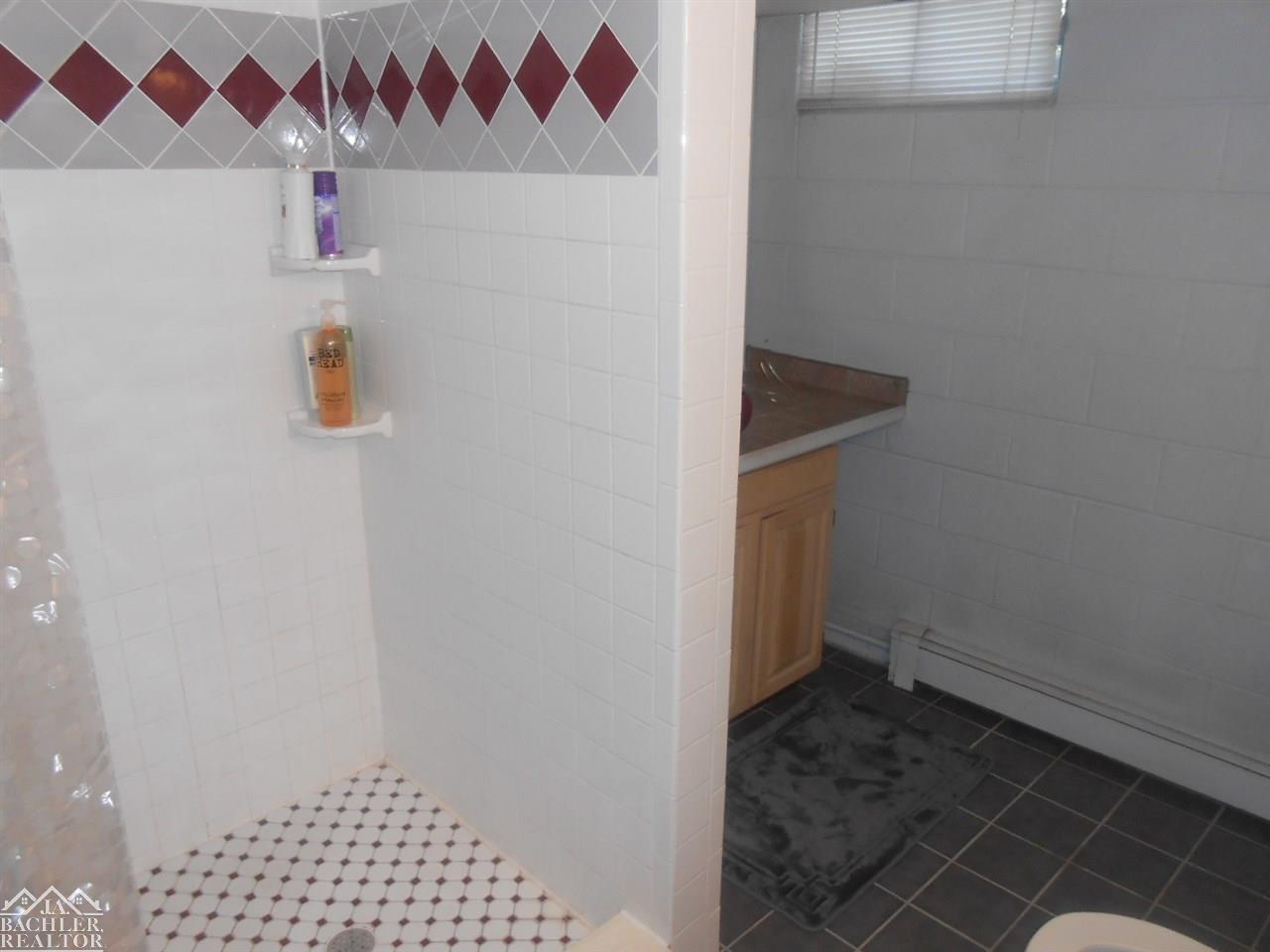 643 Meisner Road East China, MI 48054 - Photo 21 of 40 31293738-20.JPG