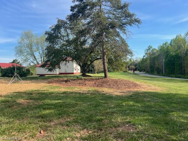 1721 Garner Road Yadkinville, NC 27055 - Photo 2 of 7