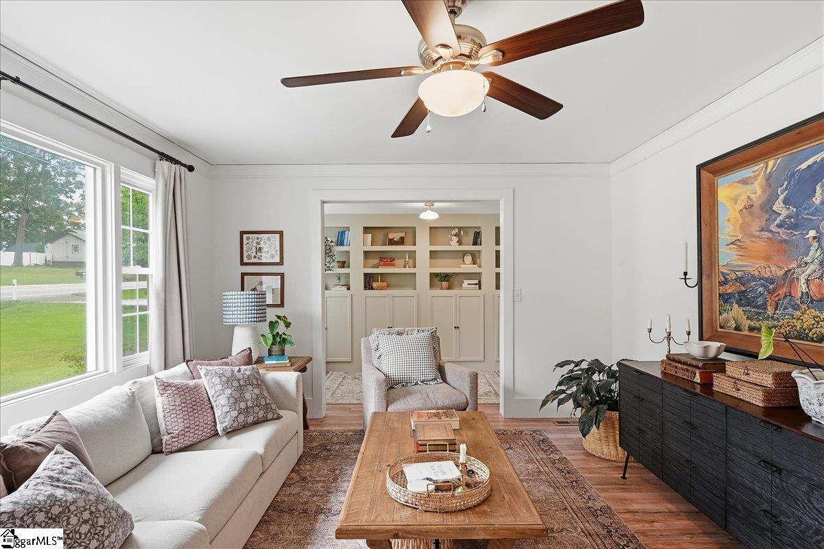 902 East Lee Road Taylors, SC 29687 - Photo 12 of 45 Gallery Image 12