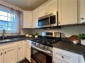 $2,300 | 311 Peachtree Hills Avenue Northeast, Unit 7A, Atlanta, GA 30305